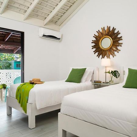 White Sands Negril Bagian luar foto