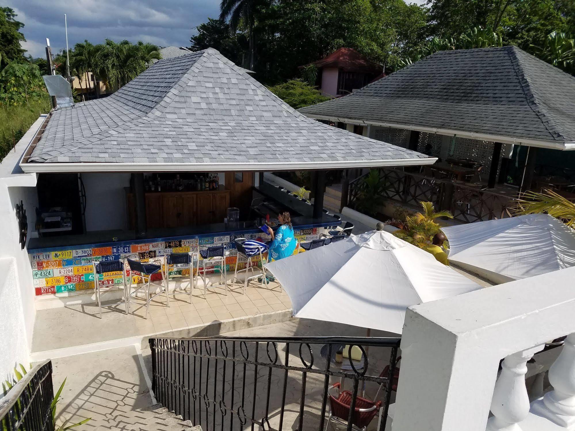 White Sands Negril Bagian luar foto