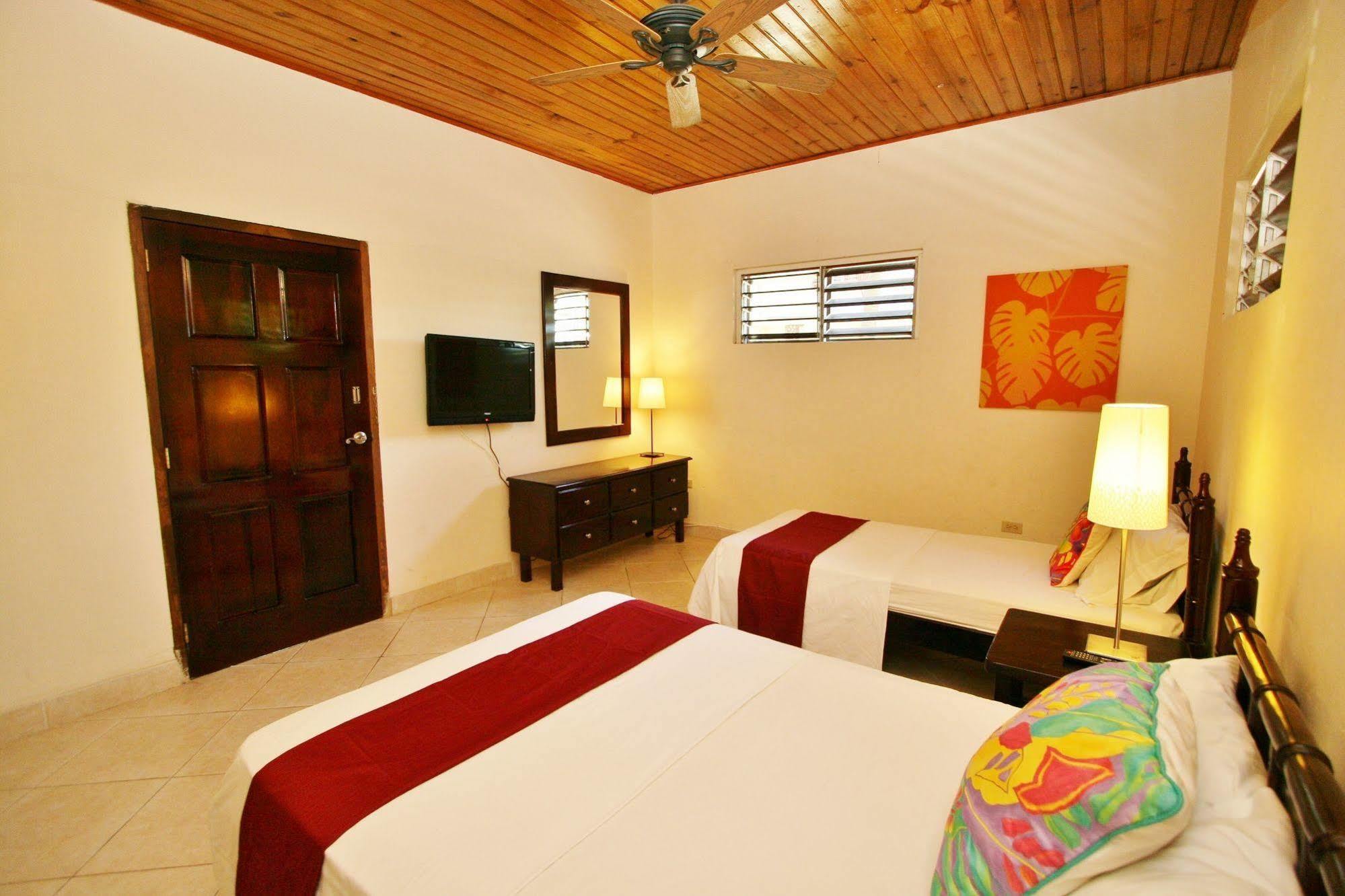 White Sands Negril Bagian luar foto